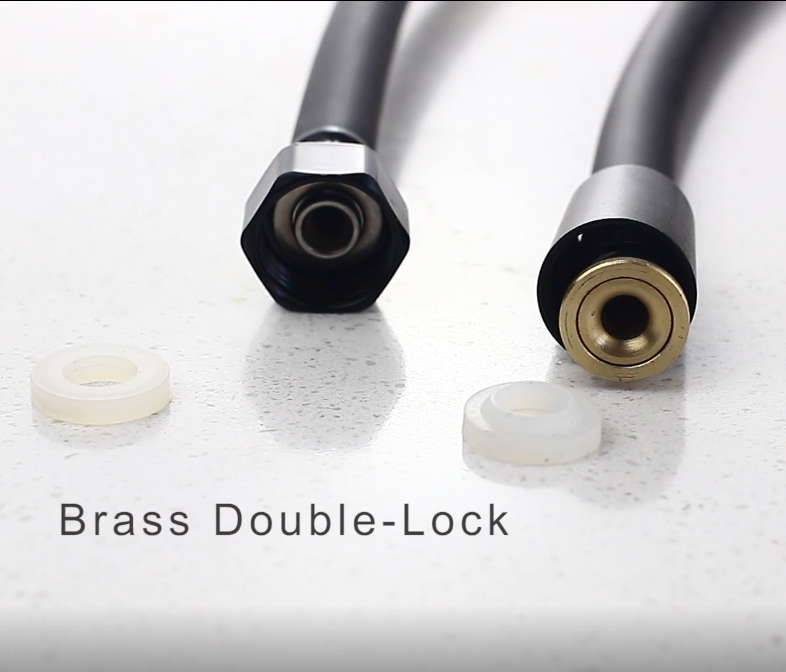 Zdarma prémiová černá hadice (1,5 m)